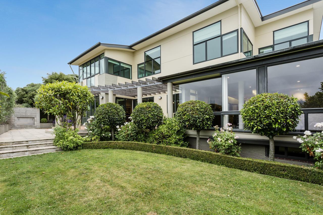 Ferienhaus Oasis On Belmont Lane Dunedin